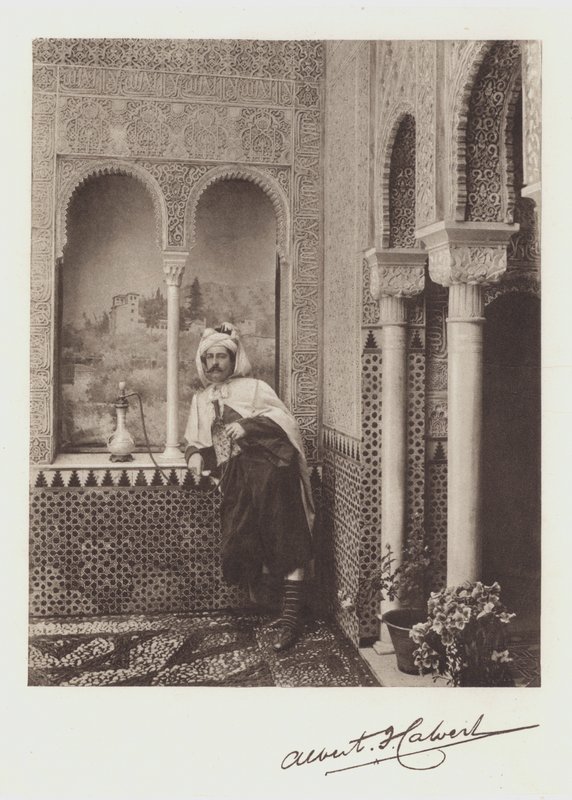 Albert F Calvert, portrett og signatur (litho-farge) av Spanish Photographer