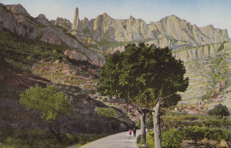 Montserrat: Fjellet sett fra veien til Monistrol; Montana sett fra veien til Monistrol (fargebilde) av Spanish Photographer