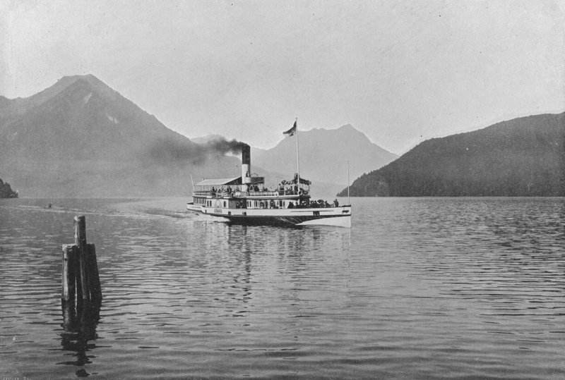Lac des IV Cantons, utsikt tatt i Vitznau (s/hvitt-bilde) av Swiss Photographer