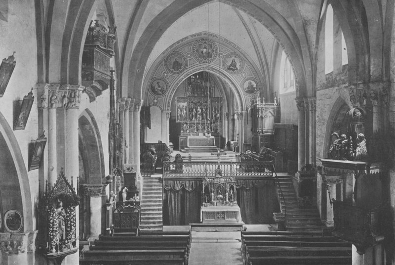 Interiøret i Chur-katedralen (s/hvitt-bilde) av Swiss Photographer