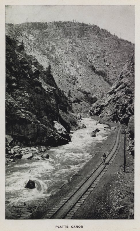 Canyons of Colorado: Platte Canon (s/hvitt bilde) av William Henry Jackson