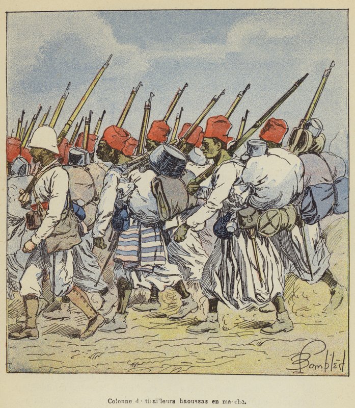 Kolonne av Hausa-treffere på marsj av after Louis Charles Bombled