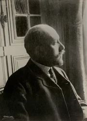 Portrett av forfatteren Alfred Capus (foto)