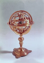 Armillarkule laget på det ptolemaiske systemet, Roma, 1648 (messing) (se også 75480)