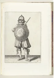 Skjold- og piggøvelsen: Soldaten som står i ro, raperen hans hviler på venstre skulder bak skjoldet (nr. 23), 1618 Nassausche Wapen-Handelinge, van Schilt, Spies, Rappier and the Targe: beyde figuerlick avbildet, ende innrammet etter n
