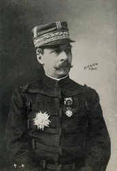 Portrett av general Alfred Amedee Dodds (foto)