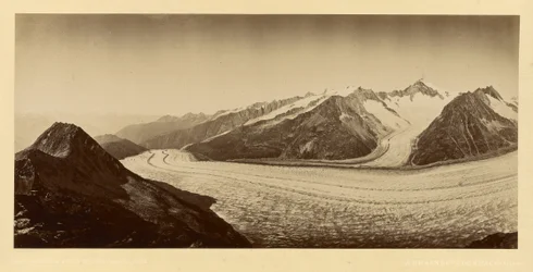 [Snødekt fjellpass]