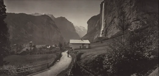 Valley of Lauterbrunnen, Sveits fra albumet Charbons de Braun- vues prises..., ca. 1868.