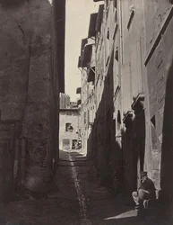 Renovering av gamlebyen i Marseille, Rue Caves de l