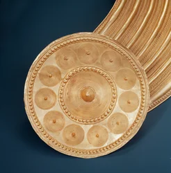 Collar, Ardcrony, County Tipperary, sen bronsealder, 800–700 f.Kr. (gull) (detalj) (se også 390401)