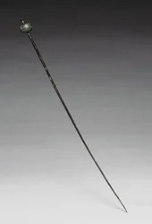 Garment Pin, ca. 1400 f.Kr. (støpt og smidd bronse)