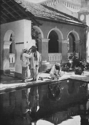 Religiøse forberedelser ved moskeen, c1890, 1910