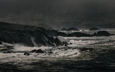 Cliffs Near Inch, 2018 (håndmalt fotografi)