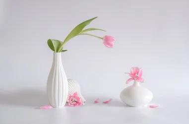 Mykt rosa tulipanarrangement