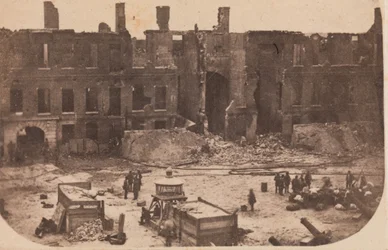 Evakueringen av Fort Sumter, april 1861, april 1861.