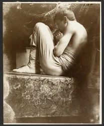 [Mannlig modell i fosterstilling, Paris]