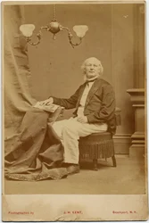 Horace Greeley (1811-72), amerikansk politiker og avisredaktør, foto av J H Kent, Brockport, New York (albumfoto)