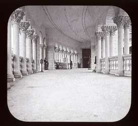 Verdens colombianske utstilling: Fisheries Colonade, Chicago, 1893 (lanternelys)