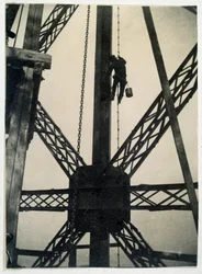 Maler på Eiffeltårnet i 1889, Paris