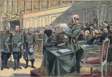 Russo Japanese War: Epilogue of the siege of Port Arthur (Port Arthur). Conviction of General Stoessel, General Fock was reprimand and Generals Reiss and Smyrnoff acquitted Engraving from the newspaper “” Le Petite Parisien””