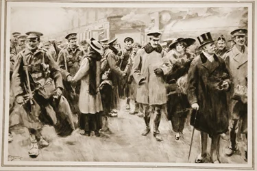 The Weekend away from the Front: Britiske offiserer og menn på kort permisjon fra skyttergravene som ankommer Victoria, fra 'The Illustrated War News'
