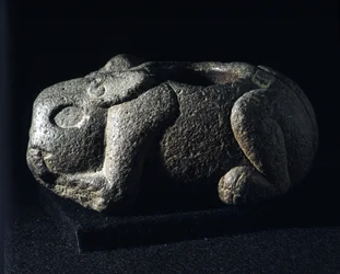 Aztec kunst: Ometochtli, gud kaninsjef for drukkenskap.