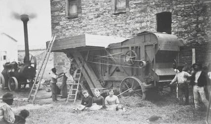 Damptreskemaskin, Mons, 1883
