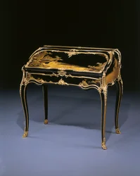 Louis XIV skrånende skrivebord, ca. 1750 (ormolu-montert japansk lakk og lakk Martin)