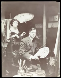 Harrison Fisher and Model, 1908-9 (sølv gelatintrykk)
