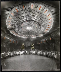 Mottaksrom på Ritz-Carlton Hotel, 1915 eller 1916 (håndfarget sølvgelatintrykk)