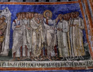 St. Paul legger hendene på nydøpt, bysantinsk freskomaleri i tverrskipet til Tokali Kilise (spennekirken) (1100-1200-tallet), Goreme (Unescos verdensarvliste)