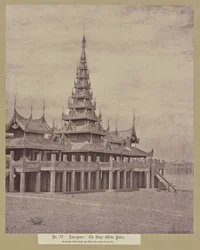 Nr. 77. Amerapoora. Kongens vannpalass