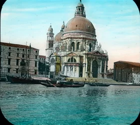 Italia, Venezia, utsikt over Basilica Santa Maria della Salute, aka Basilica of St. Mary of Health, Dorsoduro-området, bildedato: ca. 1910. Carl Simon Archive