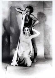 Martha Graham (1894–1991) og Bertram Ross (1920–2003) i «Visjonær konsert», 27. juni 1961 (gelatinsølvtrykk)