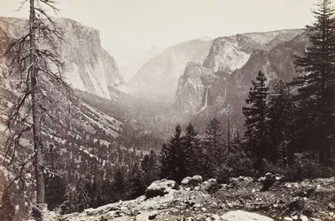Yosemite-dalen, fra Inspiration Point, Mariposa Trail, ca. 1861 (Albumentrykk)