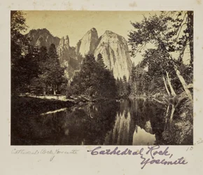Cathedral Rocks, 2600 fot, Yosemite Valley, Mariposa County, California (nr. 1008)