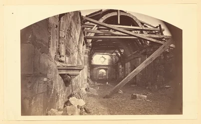 [Misjon El Carmelo etablert 1770 / Interiør Monterey, California]