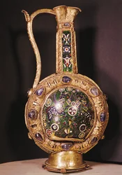 Charlemagnes vannkanne (gull og cloisonne-emalje)