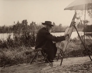 Maleren Lhermitte Léon (1844-1925), mens han jobbet på Marne-sidebredden, ikke langt unna eiendommen hans, ca. 1914-1915, Frankrike