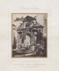 Fontene i Jardin du Luxembourg (grotten til Marie de Medici)