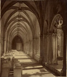 Hvelvet gang, Batalha
