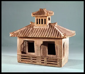 Begravelsesmodell av et hus, Han-dynastiet (206 f.Kr.-220 e.Kr.) (terrakotta)