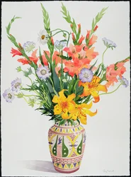 Oransje og blå blomster i en marokkansk vase (wc)