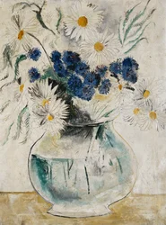 Tusenfryd og kornblomster i en glassbolle