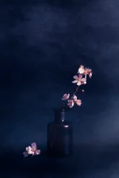 Stemningsfull blomstervase
