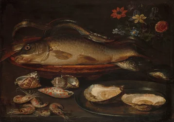 Stilleben med fisk, sjømat og blomster