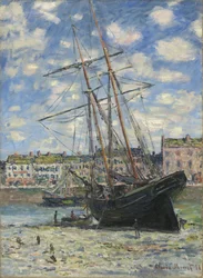 Båt ved lavvann