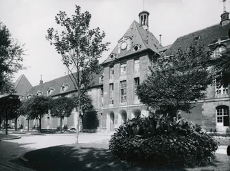 St.Louis Hospital, Paris, 1607-12