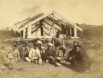 Kuwaitis Runanga House, Waiona, Bay of Islands, ca. 1870 (albumtrykk)