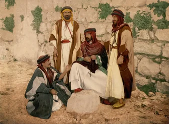 Beduingruppe, Det hellige land, ca. 1890 (fotomekanisk trykk)